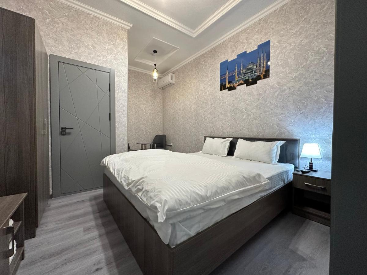 Byond Hotel & Hostel 塔什干 外观 照片
