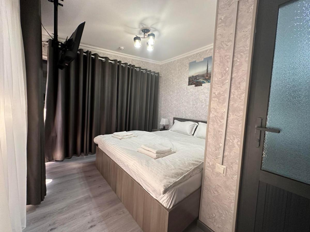 Byond Hotel & Hostel 塔什干 外观 照片