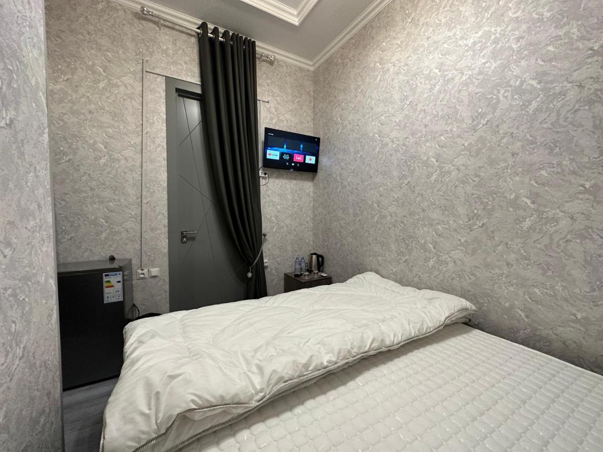 Byond Hotel & Hostel 塔什干 外观 照片